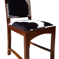 1657 Riana Chair